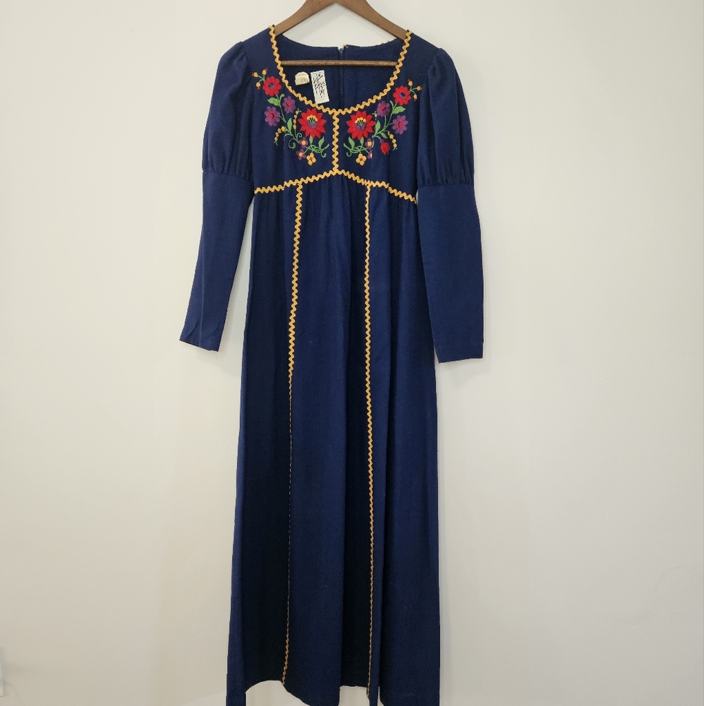 1970s Embroidered Hippie Festival Prairie Maxi Dress Mutton Sleeves